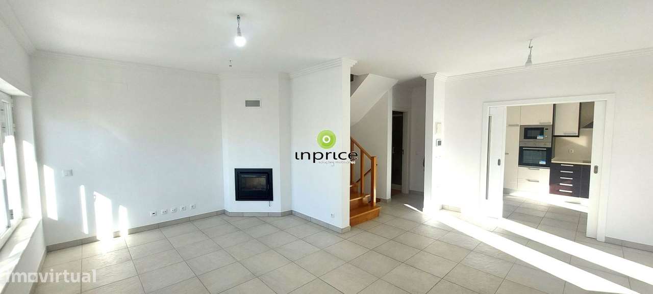 ERICEIRA MORADIA 220m2 com garagem-5