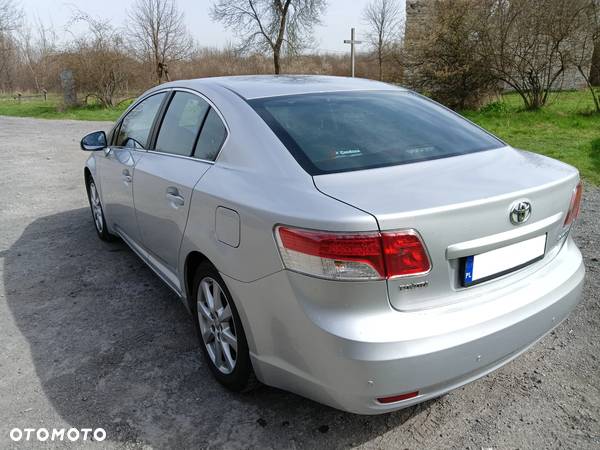 Toyota Avensis 2.0 D-4D 2010 - 2