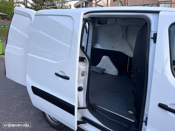 Citroën Berlingo 1.6 HDi L1 Club 3L - 12