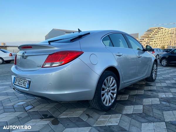 Opel Insignia 2.0 CDTI Cosmo - 3