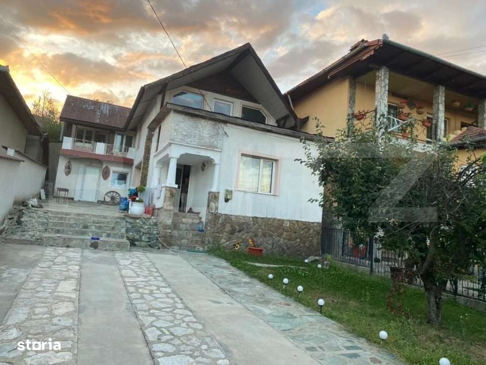 Casa plan parter si mansarda, 100mp utili, zona Novaci - Imagine principală: 2/10