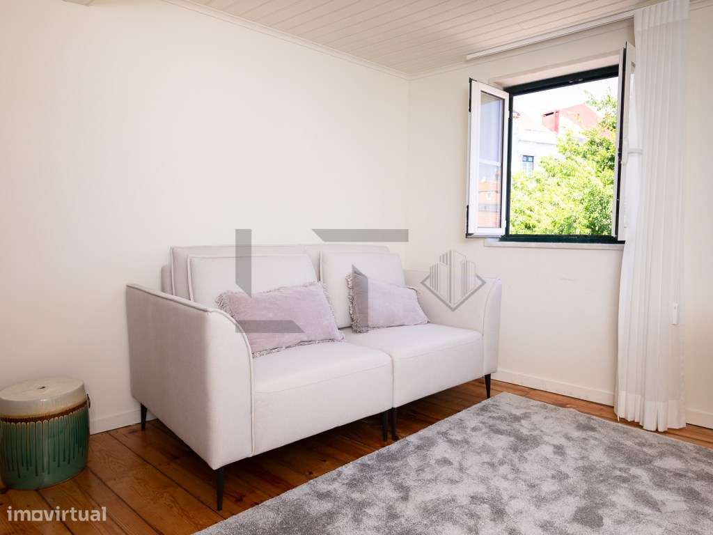 Apartamento T2 Triplex com Vista Rio, com Yield de 6% à Venda nas P...-10