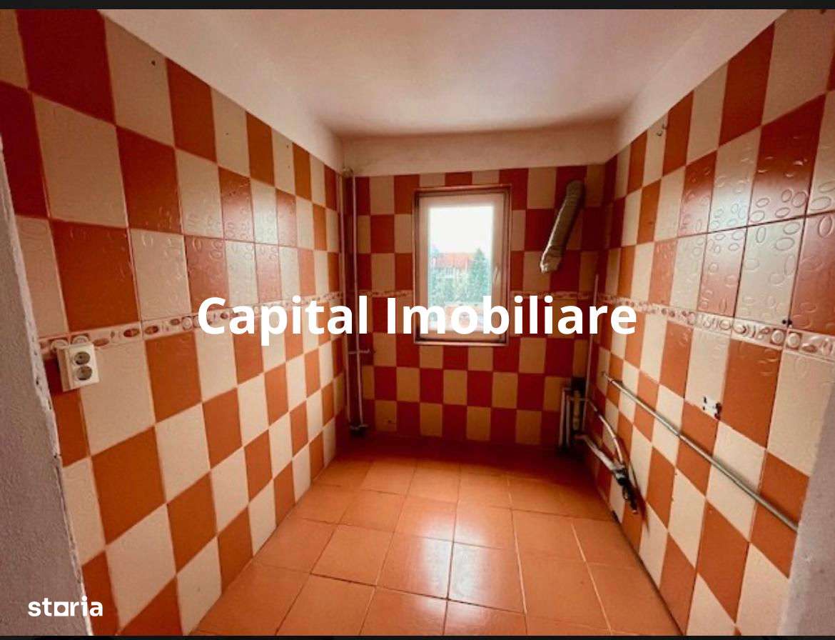 Apartament 3 camere semidecomandat , Zona Cascada - Imagine principală: 5/10