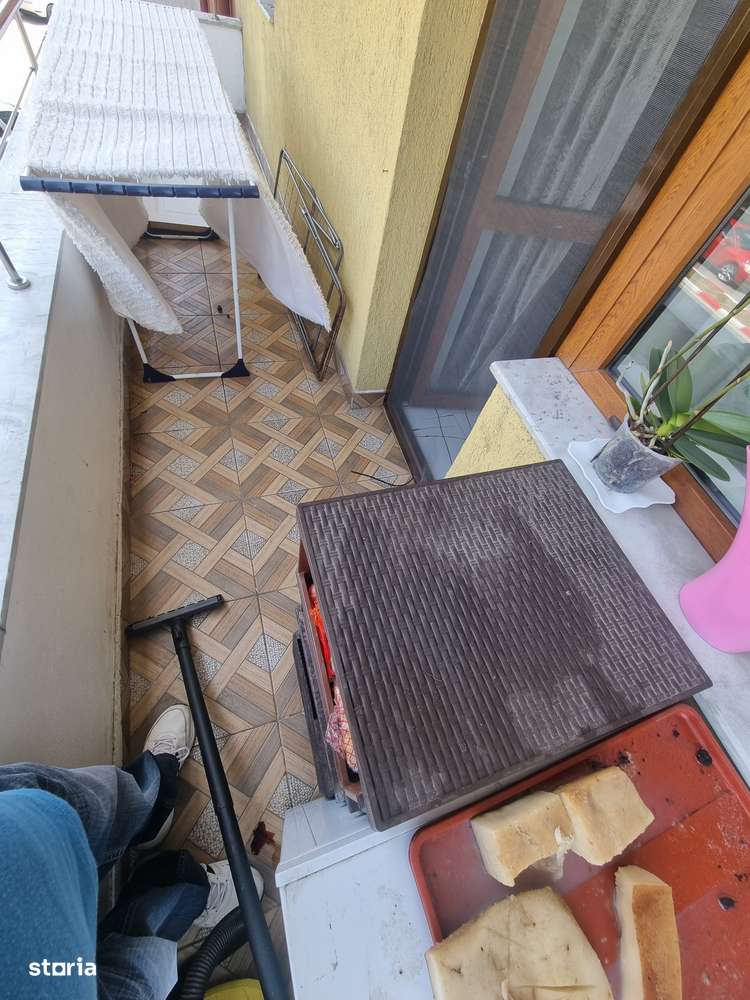 Apartament 2 camere decomandat,et.1,Deva-zona Bd.Bălcescu nou-19