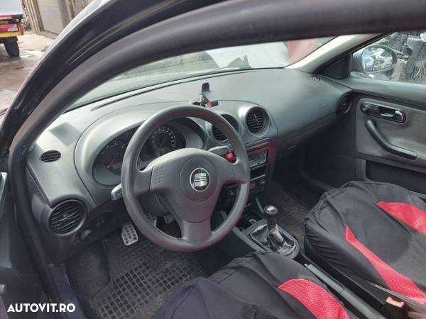 Dezmembram Seat Ibiza, an 2005, 1.4 benzina cod BBY - 2