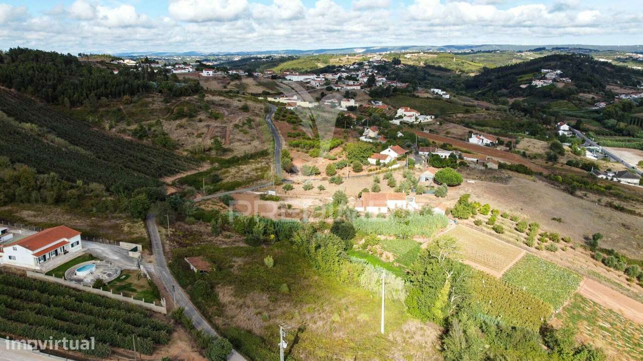 Terreno com viabilidade de Construção a 7km de Caldas da Rainha - Grande imagem: 5/14