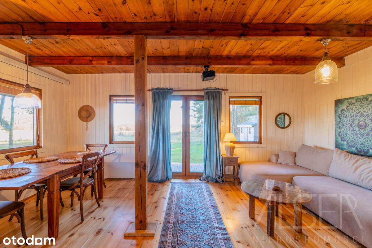 Dom z własnym stawem w ostatniej linii zabudowy-1