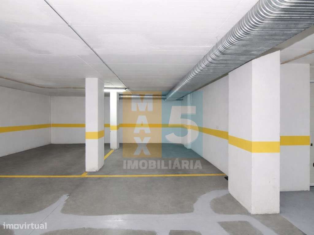 T3 Urb. Almirante terraço 38 m2- Futuro metro a 3 min (a pé), estac...-28