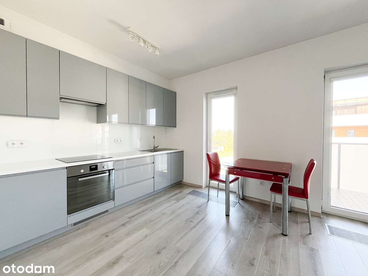 Paderewskiego, 37 m2, 2 pokoje, taras, umeblowane - Pełny obrazek: 1/13