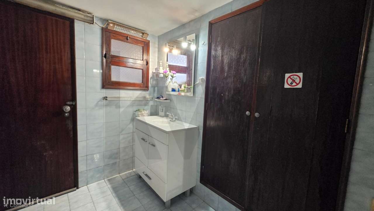 Moradia Gandaresa em  Rio Tinto ouca vagos com terreno e floresta-24