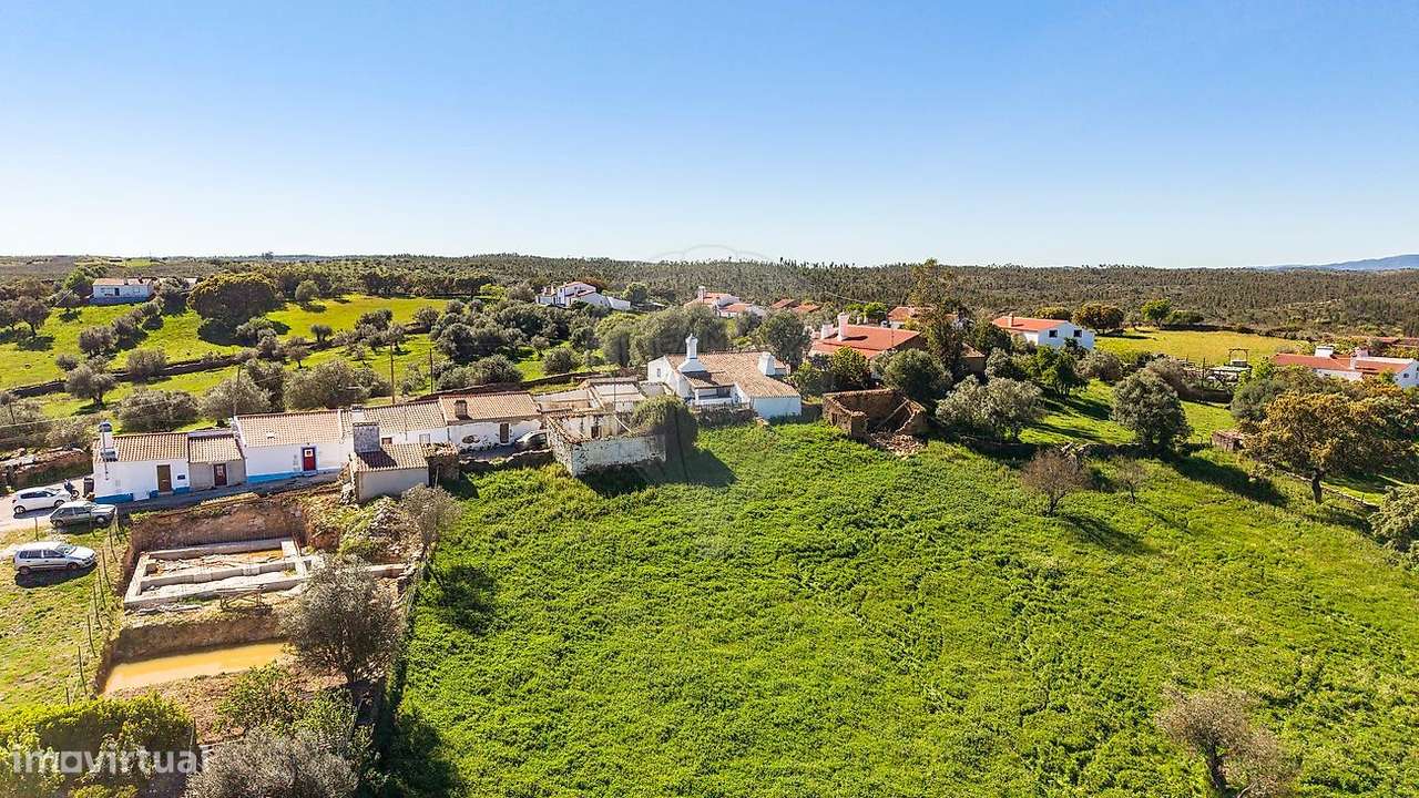 Moradia T4 para venda - Grande imagem: 2/8