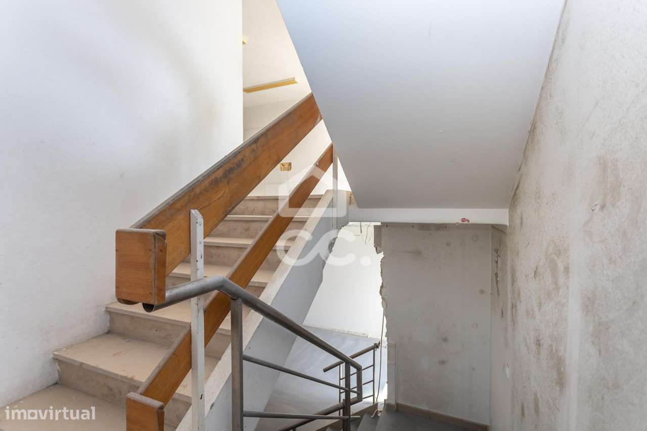 Prédio em Centro Histórico para investimento-12