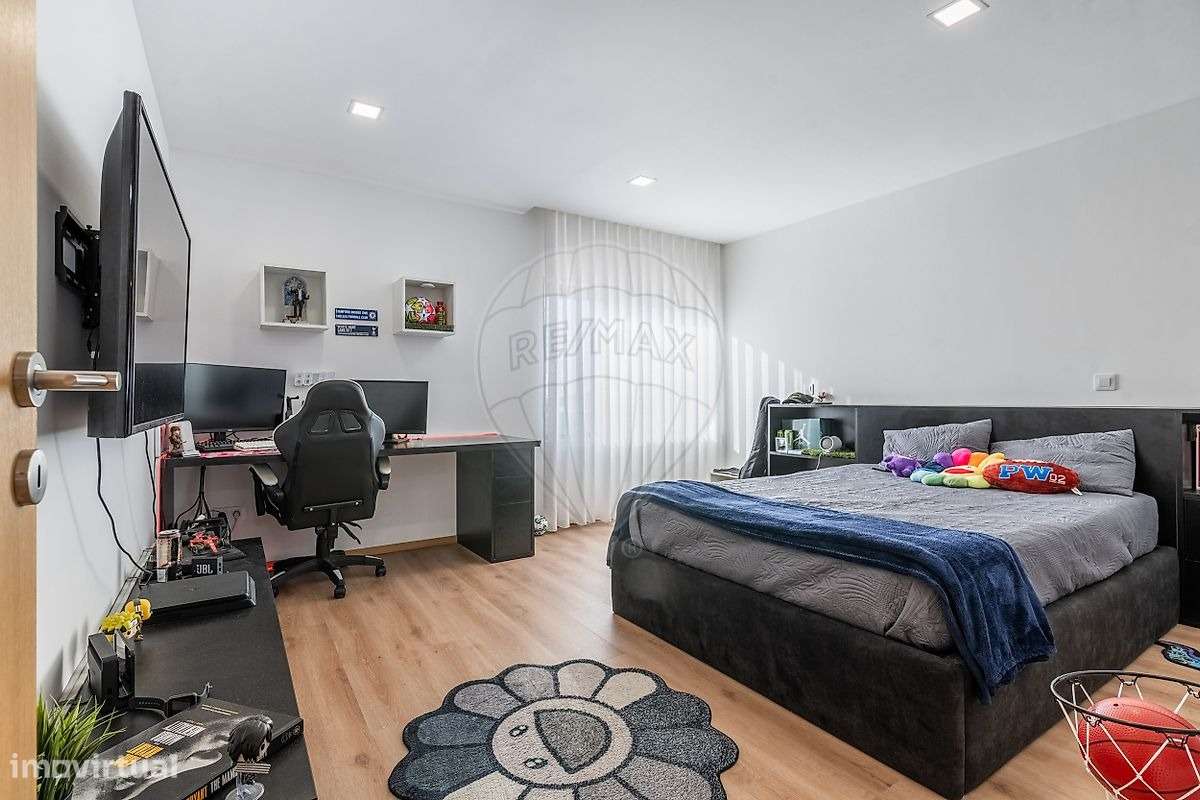 Moradia T4+1 em Esposende-24