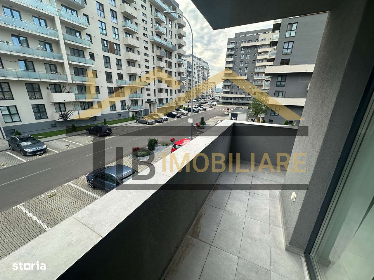 Apartament de 2 camere, 80mp, parcare, Zona Maurer Residence-11