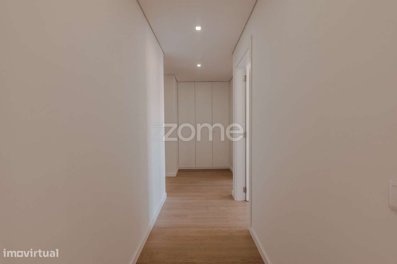 Apartamento T2 Urbanização Neudel-16