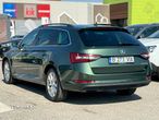 Skoda Superb Combi 2.0 TDI DSG Ambition - 4