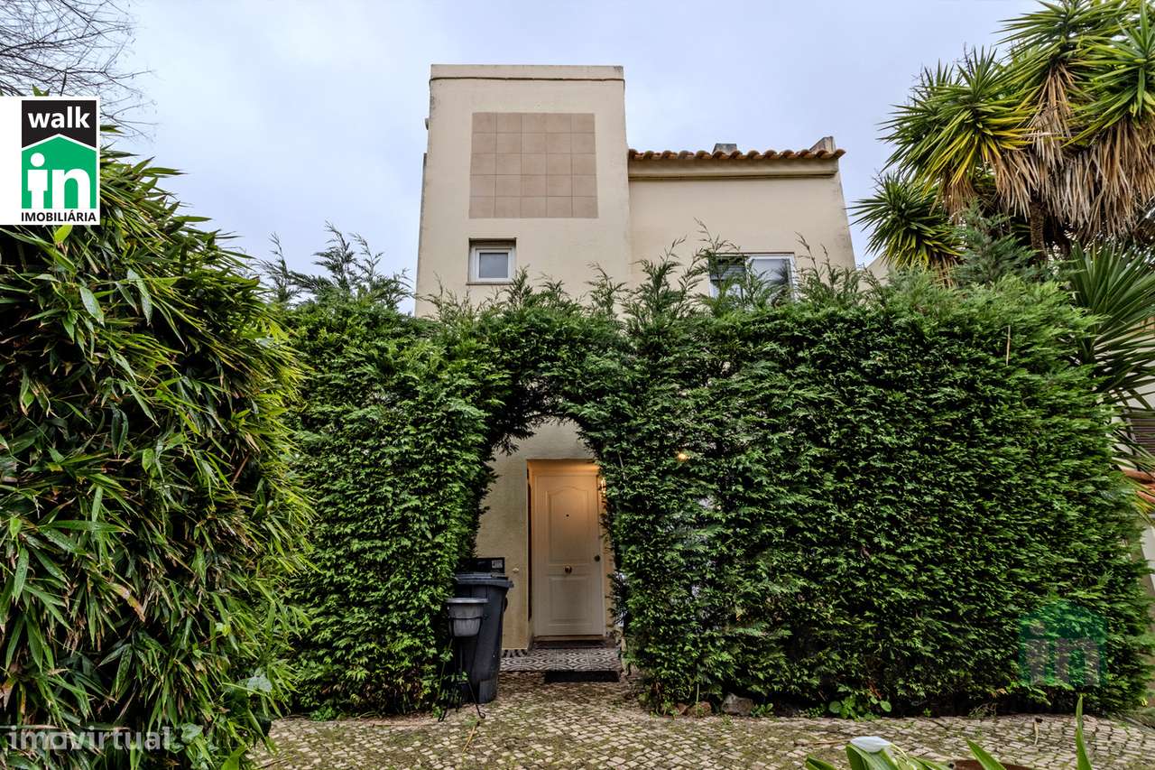 Moradia V3 no Alto do Lagoal, Caxias, Oeiras-1