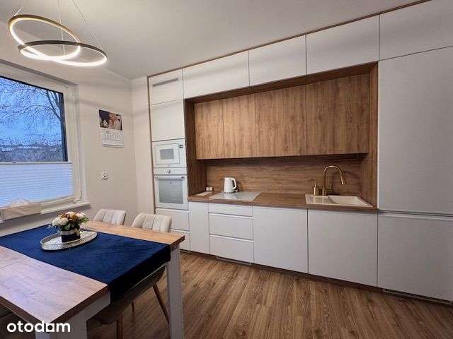 3 pokoje, komfortowe!! 1p. winda-0