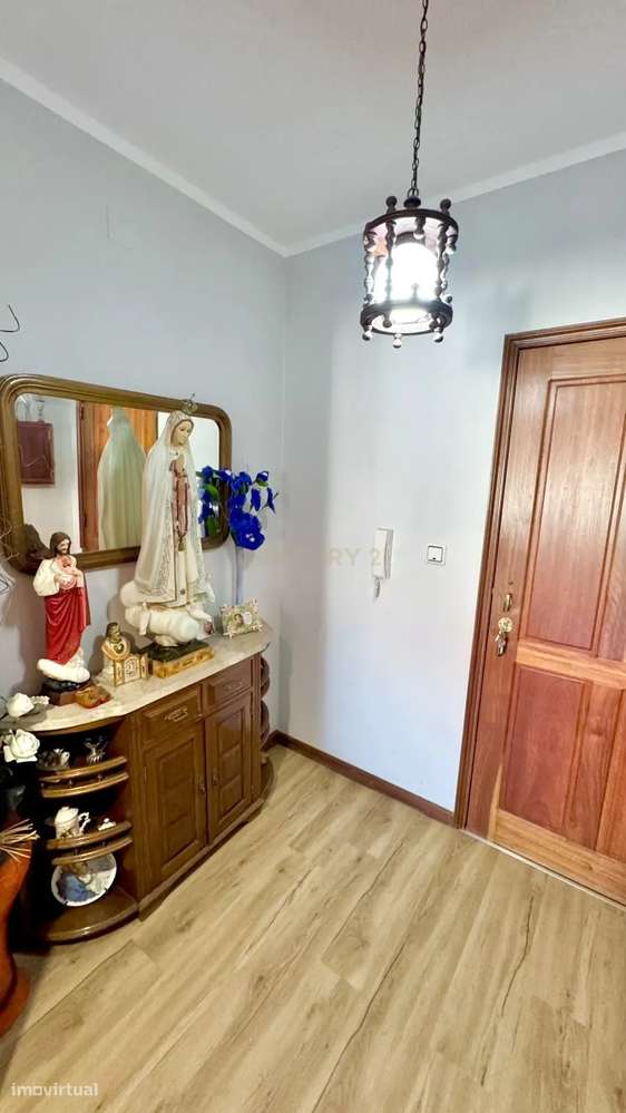 Apartamento T3 com garagem em excelente localização, em Vila do Conde-14