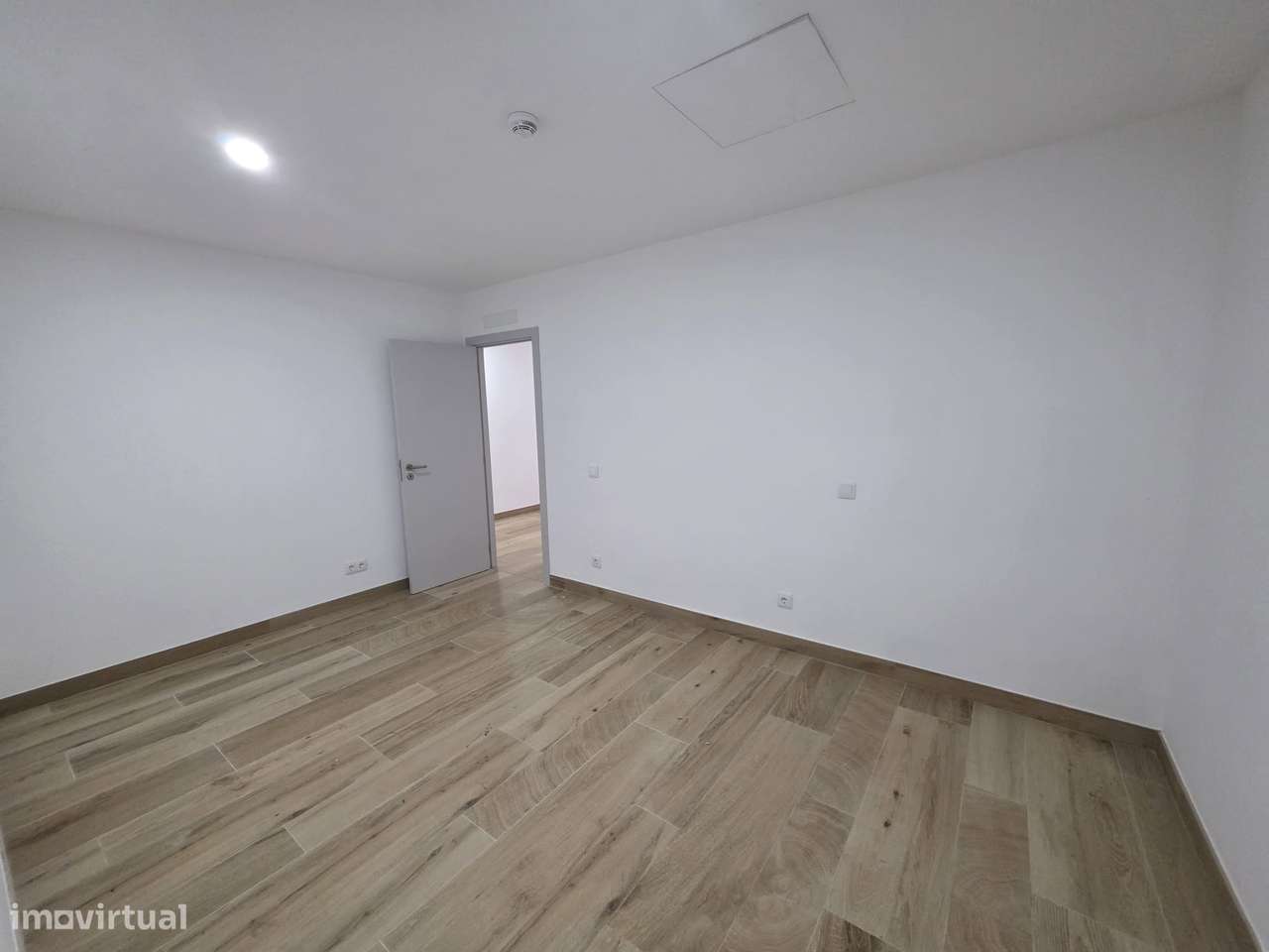 Apartamento T2 | Novo | Jardim Privativo | Batalha-20