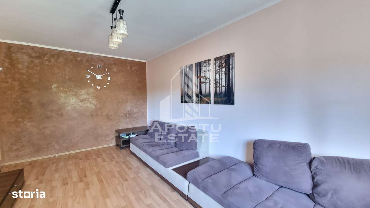 Apartament 3 camere, decomandat, centrala proprie, zona Lipovei - Imagine principală: 2/10