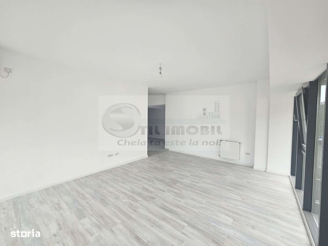 INTABULAT! MUTARE IMEDIATA! Apartament cu 2 camere decomandat Central - Imagine principală: 3/7