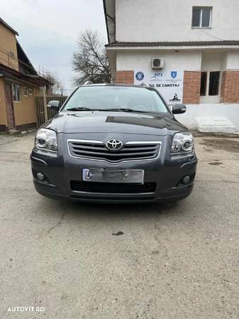 Toyota Avensis 2.2 D-CAT Elegance - 4