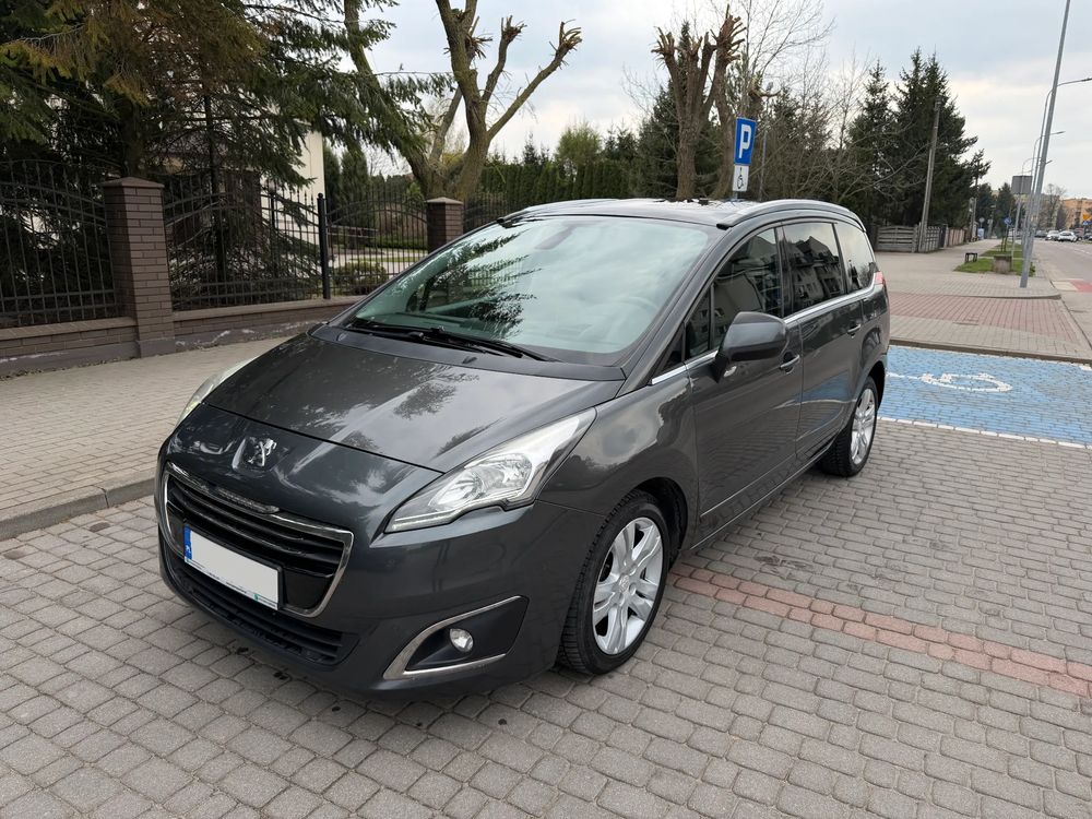 Peugeot 5008 I 2014