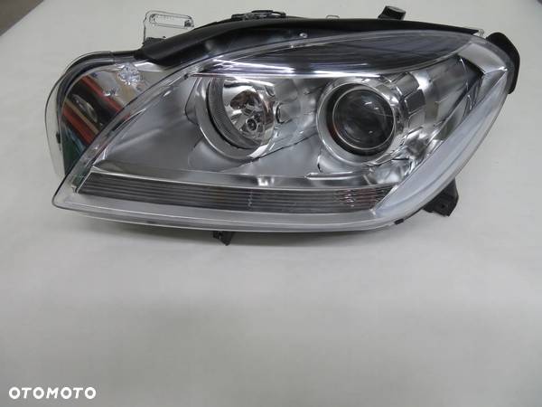 LAMPA LEWA PRZEDNIA LEWY PRZÓD MERCEDES ML W166 A1668206859 - 2