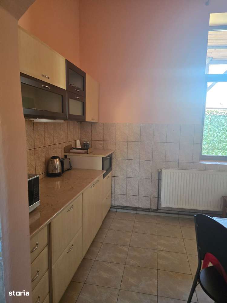 Apartament ultracentral în asociație, 2 camere, etaj 1-12