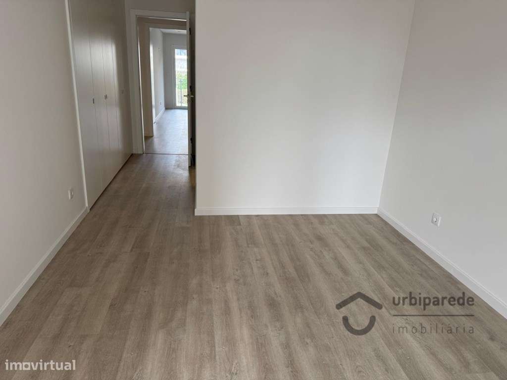Apartamento T3 a estrear em Carcavelos-21