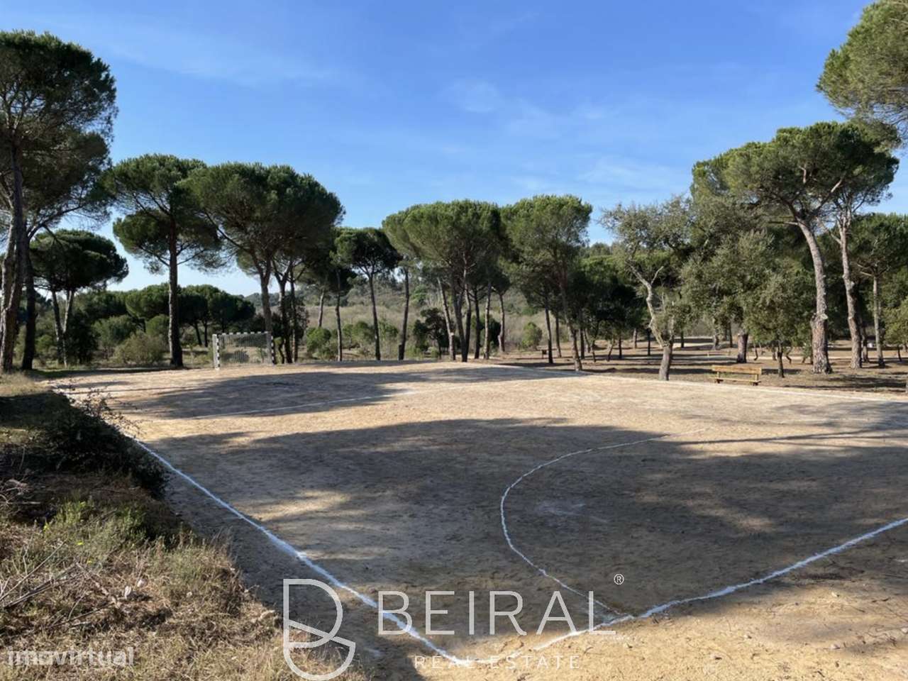 TERRENO DE PRESTÍGIO FRENTE AO LAGO NO GOLF DE SANTO ESTÊVÃO-25