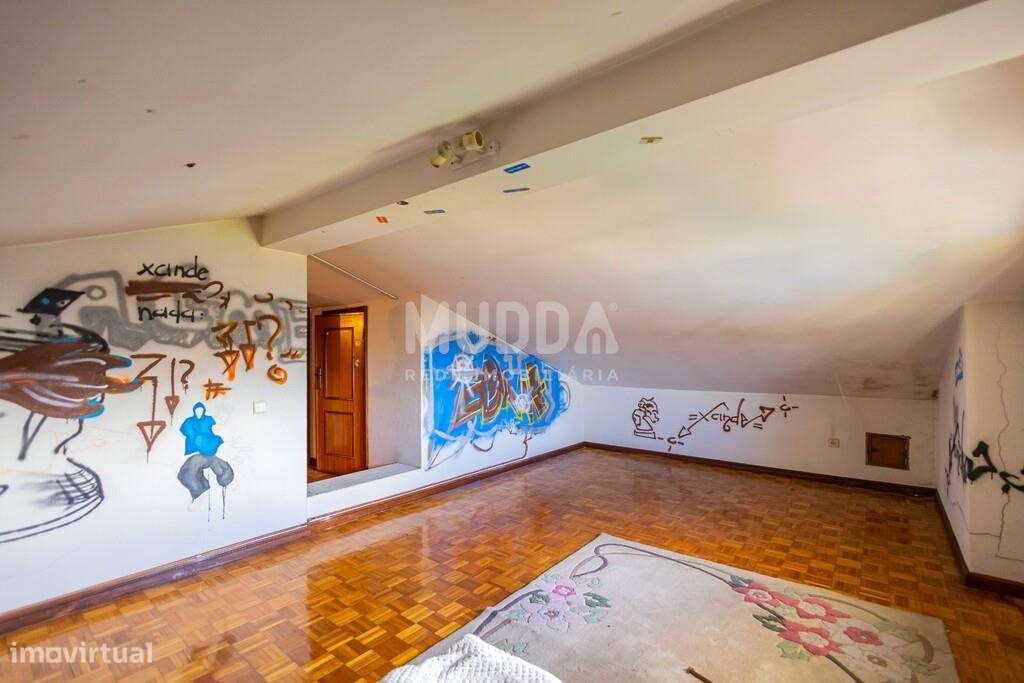 Moradia T4+ com Jardim e Pomar em Escapães, Santa Maria da Feira-29
