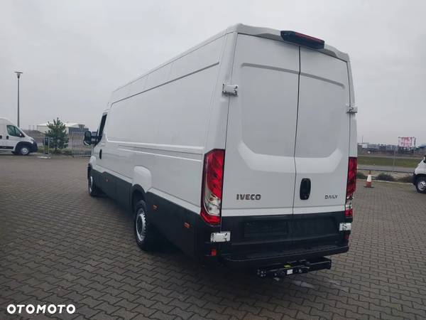 Iveco DAILY - 7