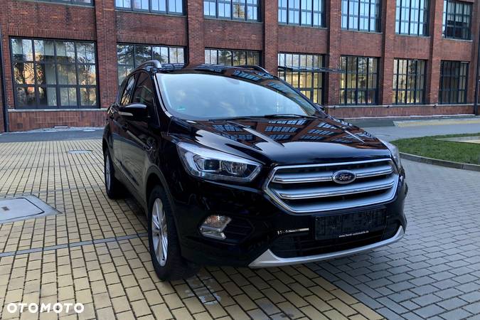 Ford Kuga 1.5 EcoBoost 2x4 Titanium - 24