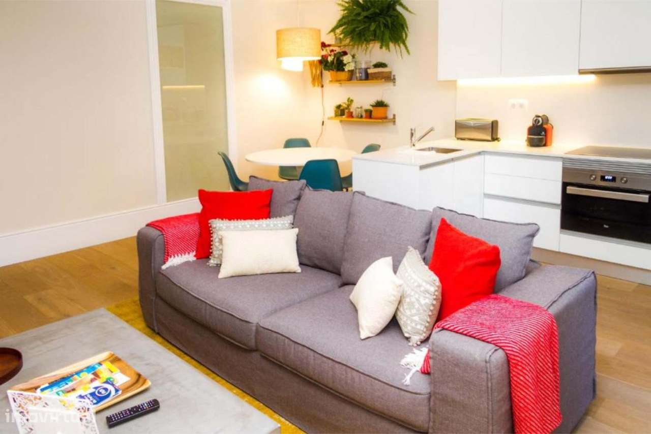 Apartamento Mobilado - União das freguesias de Cedofeita - Grande imagem: 3/30