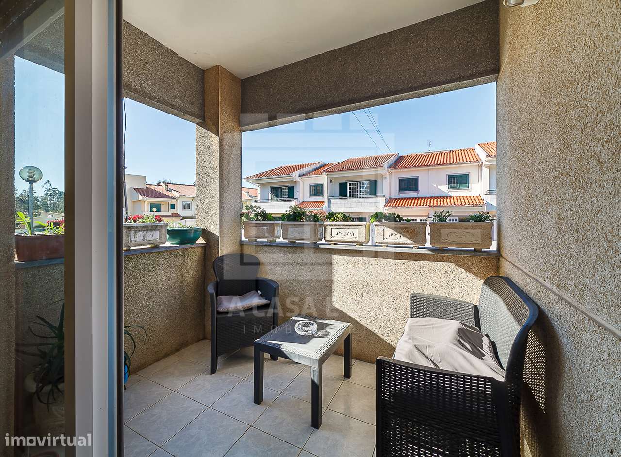 Apartamento T2 pronto a habitar em zona central de Rio Meão - Grande imagem: 3/28