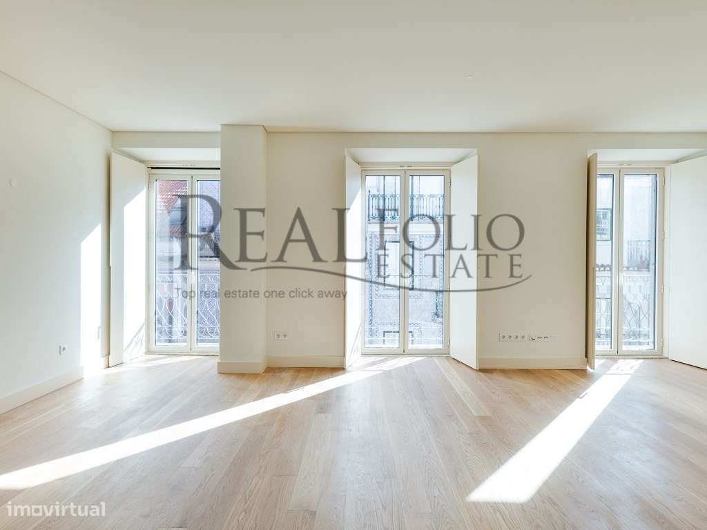 Apartamento T2 com varanda e vista rio em Lisboa - Grande imagem: 4/32