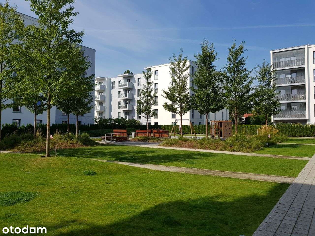 Osiedle Nadmorze-100m2-4Pokoje-150m od plazy+ogrod