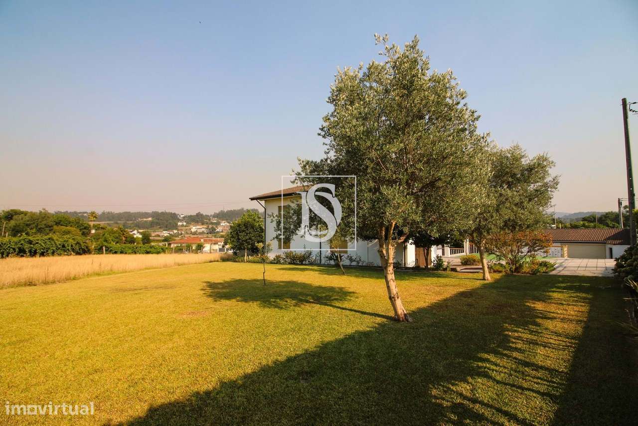 Moradia T4 Individual em Tadim - Grande imagem: 4/36