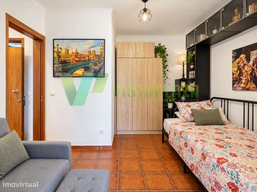Apartamento T1 situado no centro de Portimão-5