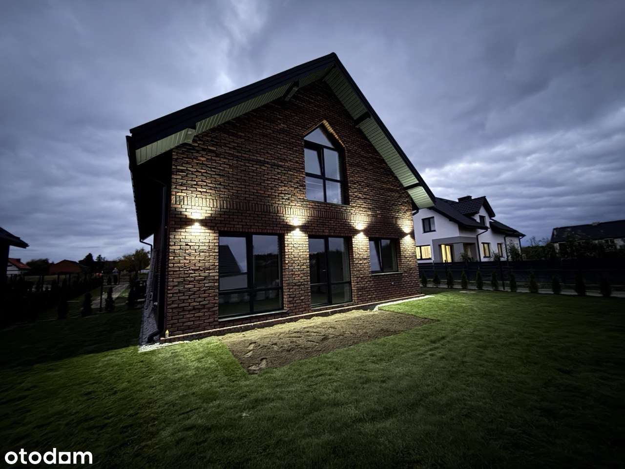 Bliźniak w stylu Bawarskim bez pozwolenia od MSWiA - Pełny obrazek: 4/20