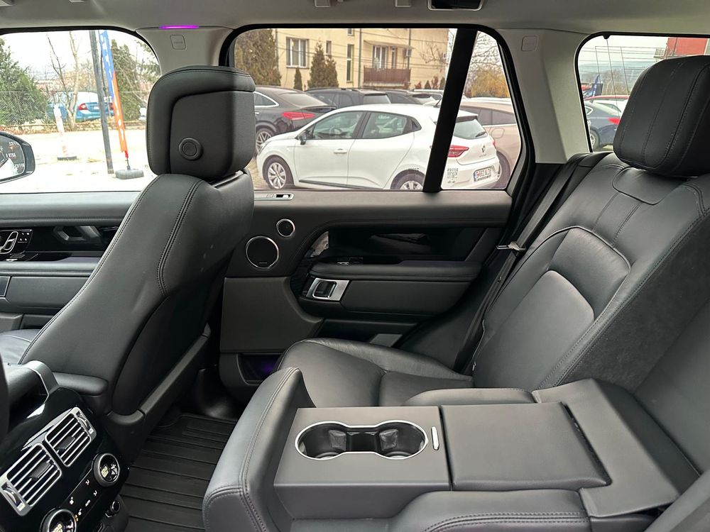 land-rover range-rover   3 0 i6 d300 mhev autobiography