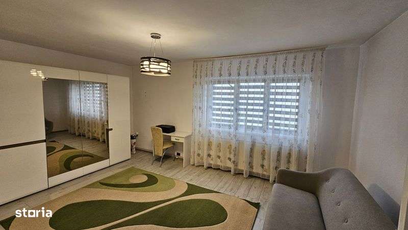 Apartament 2 camera si parcare de inchiriat - Imagine principală: 4/7