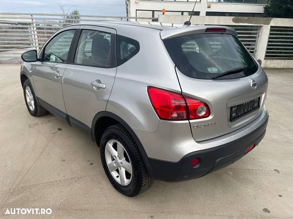 Nissan Qashqai 2.0 dCi 4 x 4 DPF acenta - 3