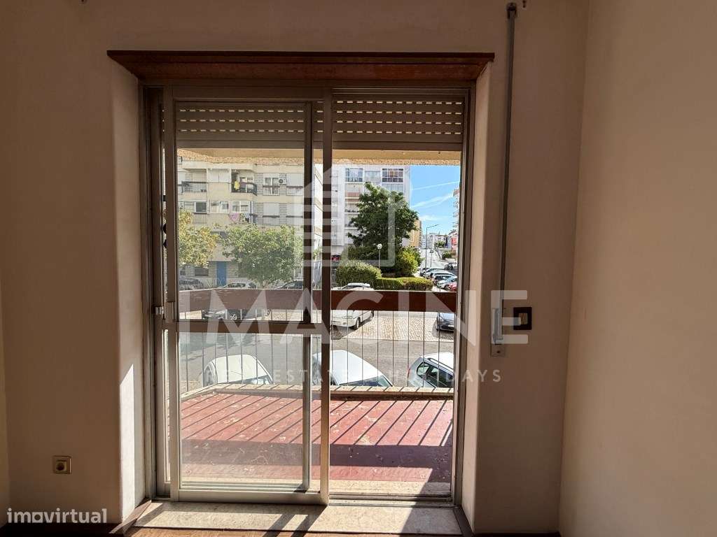 T3 espaçoso com elevador no Bairro do Liceu em Setúbal-12