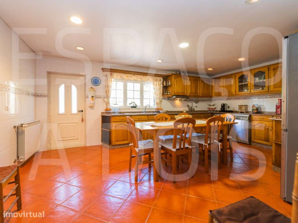 DESLUMBRANTE! INDEPENDENTE (isolada). Excelente qualidade de constr...-36