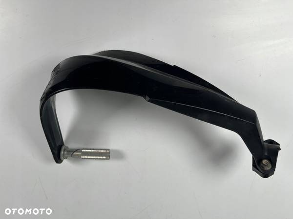 KTM DUKE 390 13- Osłona dłoni Handbar P - 11