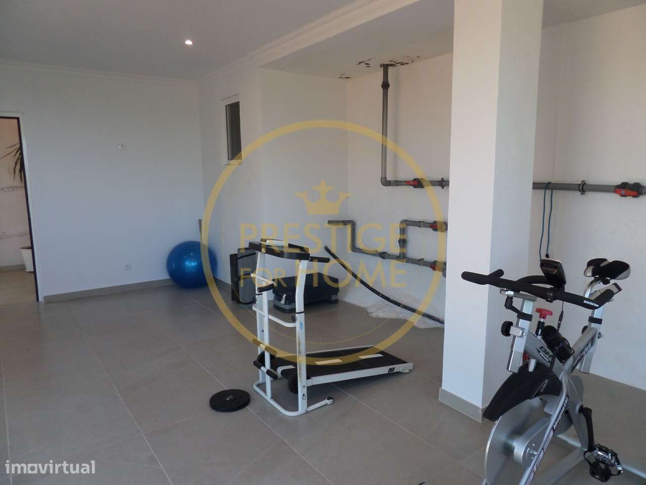 Moradia T3 com Vista Mar Panorâmica, Piscina e 5.000 m² de Terreno – S-6