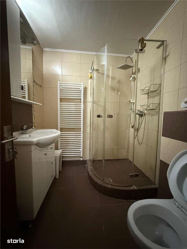 Pacurari - Petru Poni , apartament 3 camere etaj 34-10